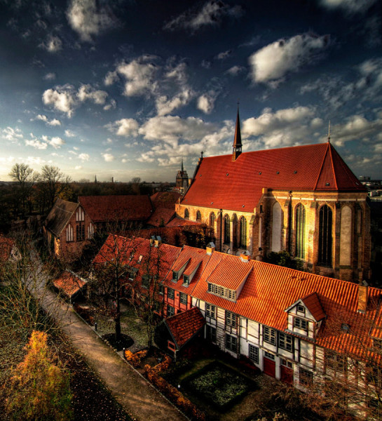 STADTGEBIET-HRO8