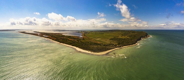 HIDDENSEE-P2190269