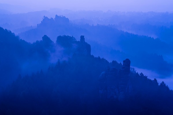 SCHWEIZ-ID3B4874